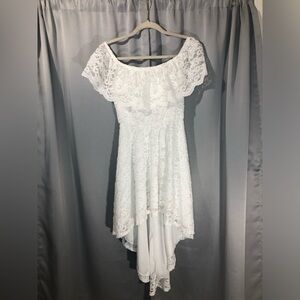 Windsor Women’s White Lace Off-the-Shoulder High-Low Dress Size Medium